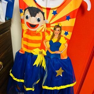 Colorful Kids Costume with Cartoon Characters Bely Dress from El Show de Bely y